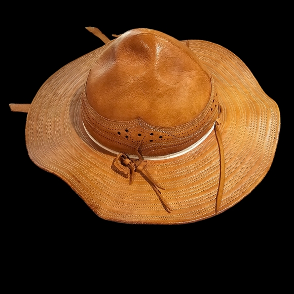 Vintage Leather Children's Hat - Picture 3 of 9